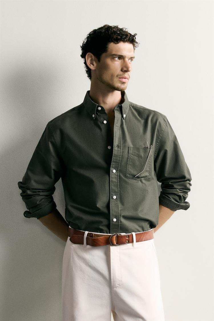 CAMISA OXFORD TEXTURIZADA DE CORTE REGULAR 2