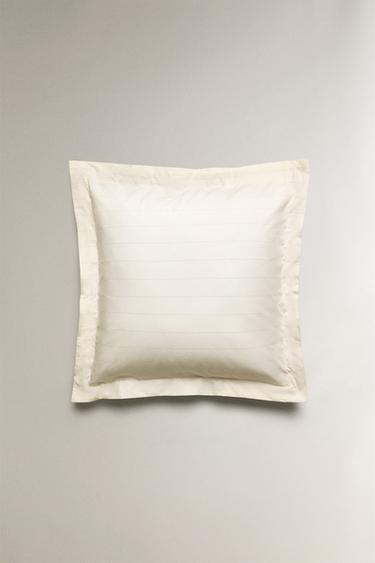 TAIE D’OREILLER RAYURES - Blanc cassé de Zara - Image 2