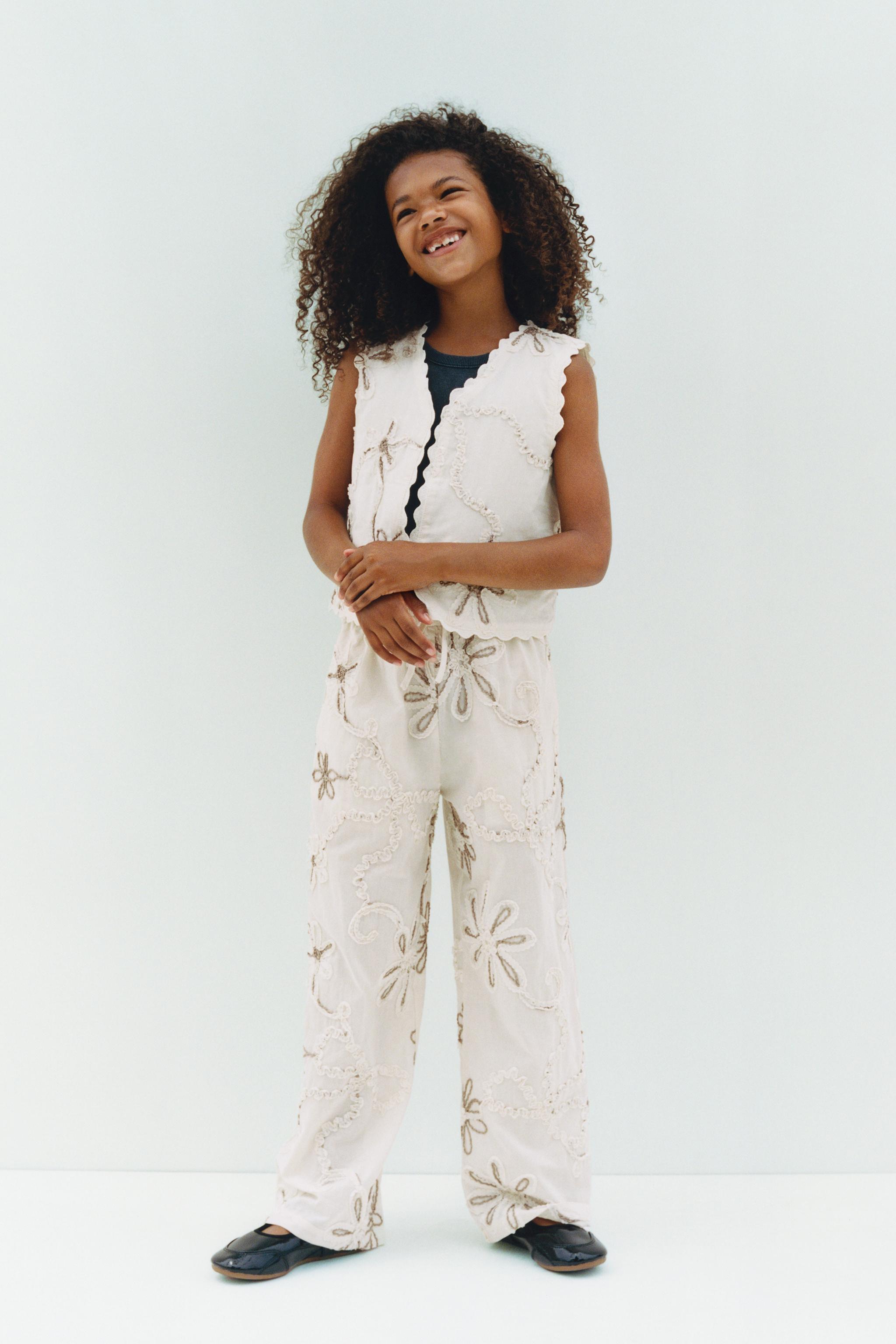 PANTALON DROIT FLEURS BRODÉES
