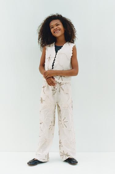 PANTALON DROIT FLEURS BRODÉES - Blanc cassé de Zara