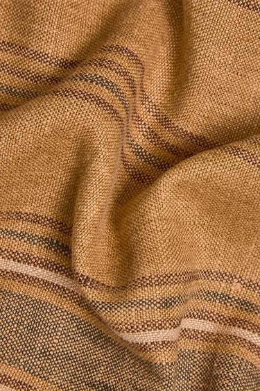 Zaras RANDIG LINNEPLÄD - Sandfärgad