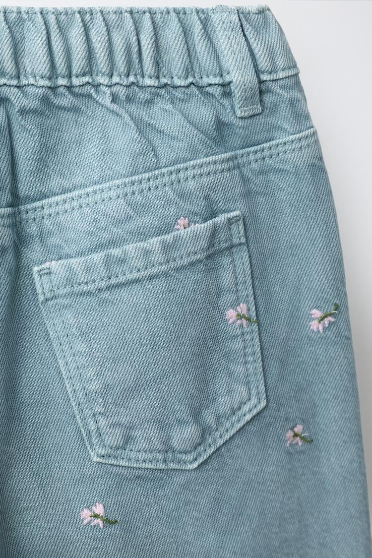 Pantalones culotte de twill con bordado floral 7