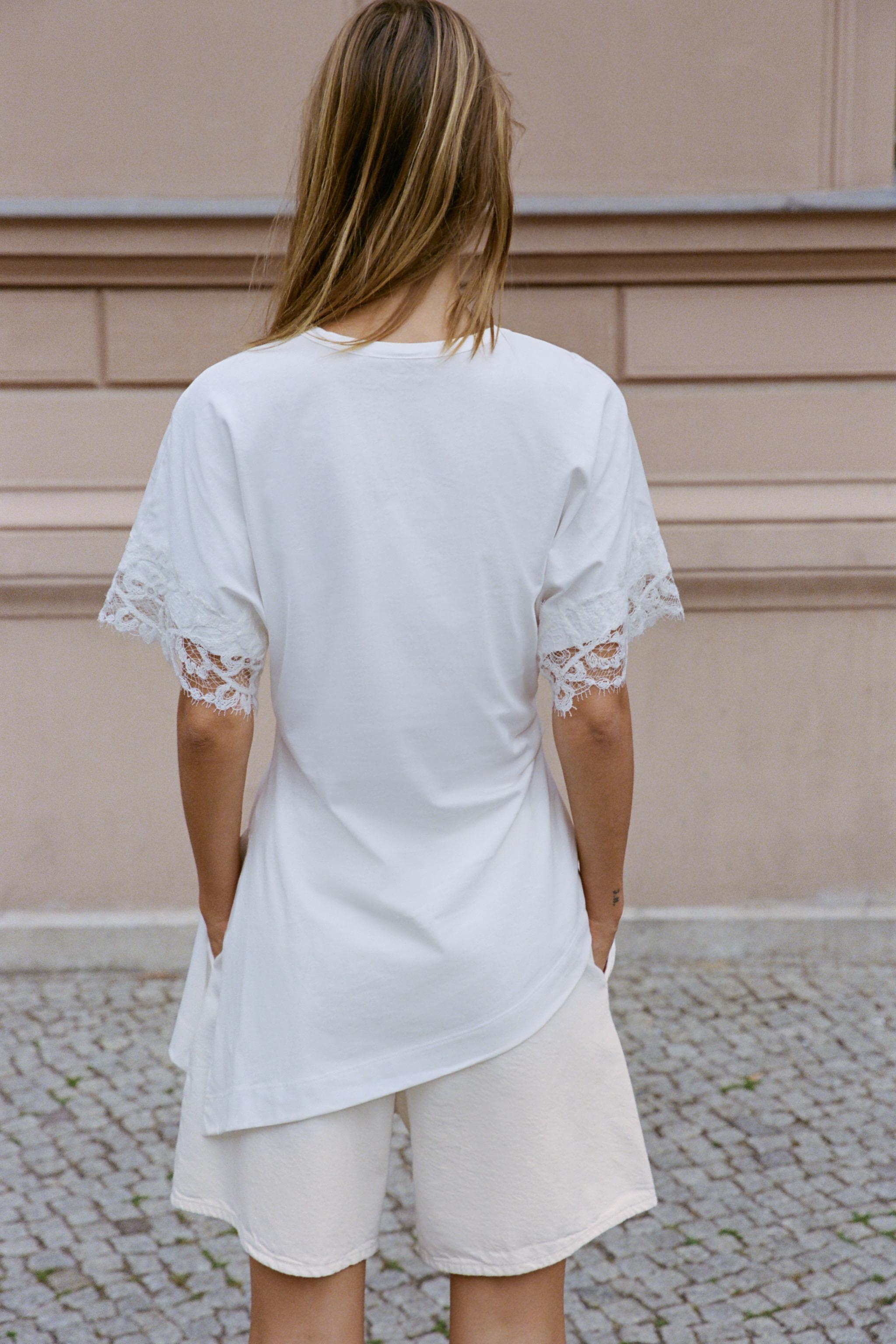 Zara DANTEL DETAYLI ASİMETRİK T-SHIRT görsel 5