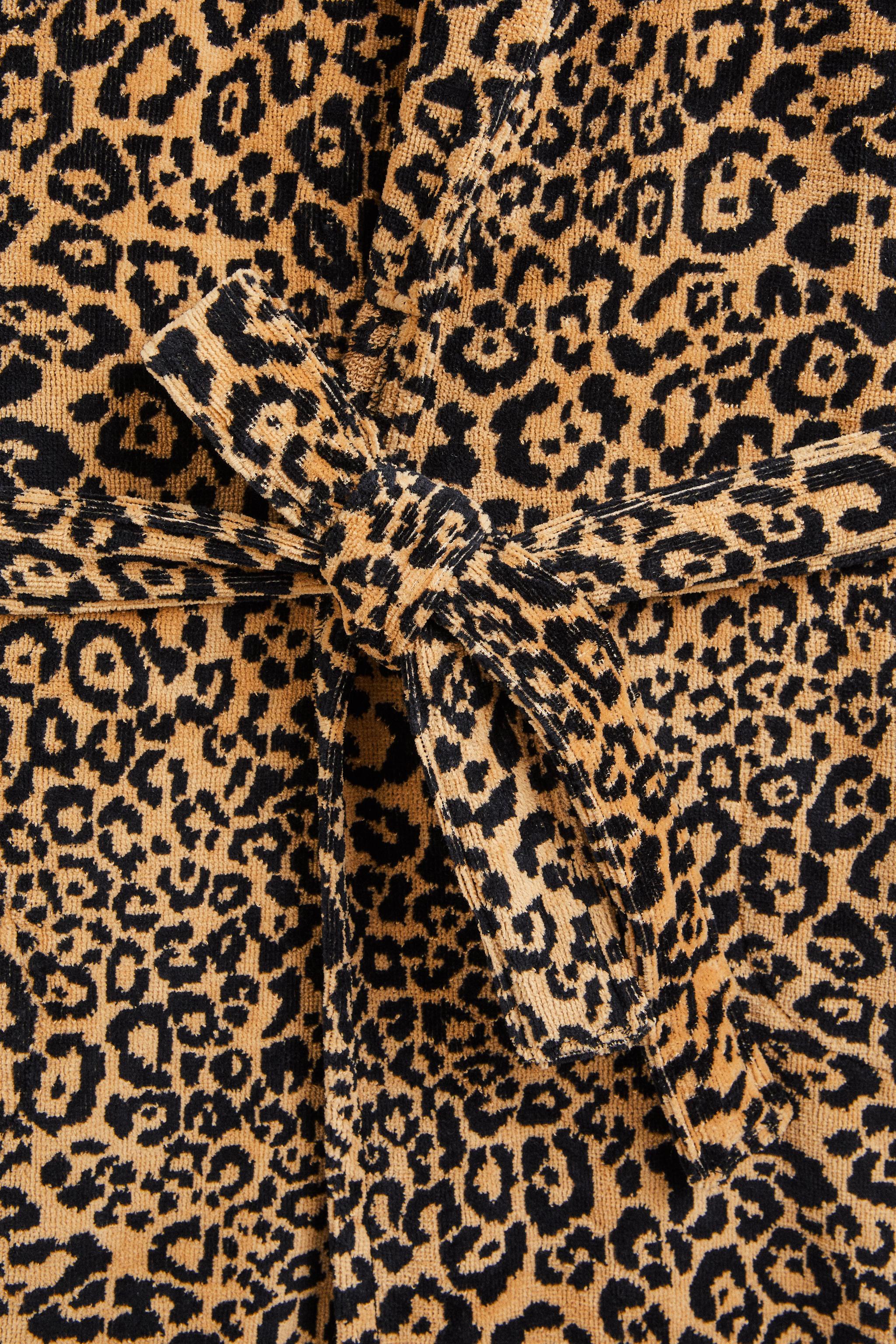 PEIGNOIR JACQUARD IMPRIMÉ ANIMAL (400 G/M²)