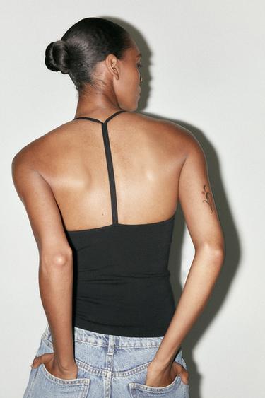TOP HALTER TIRA ESPALDA - Negro de Zara