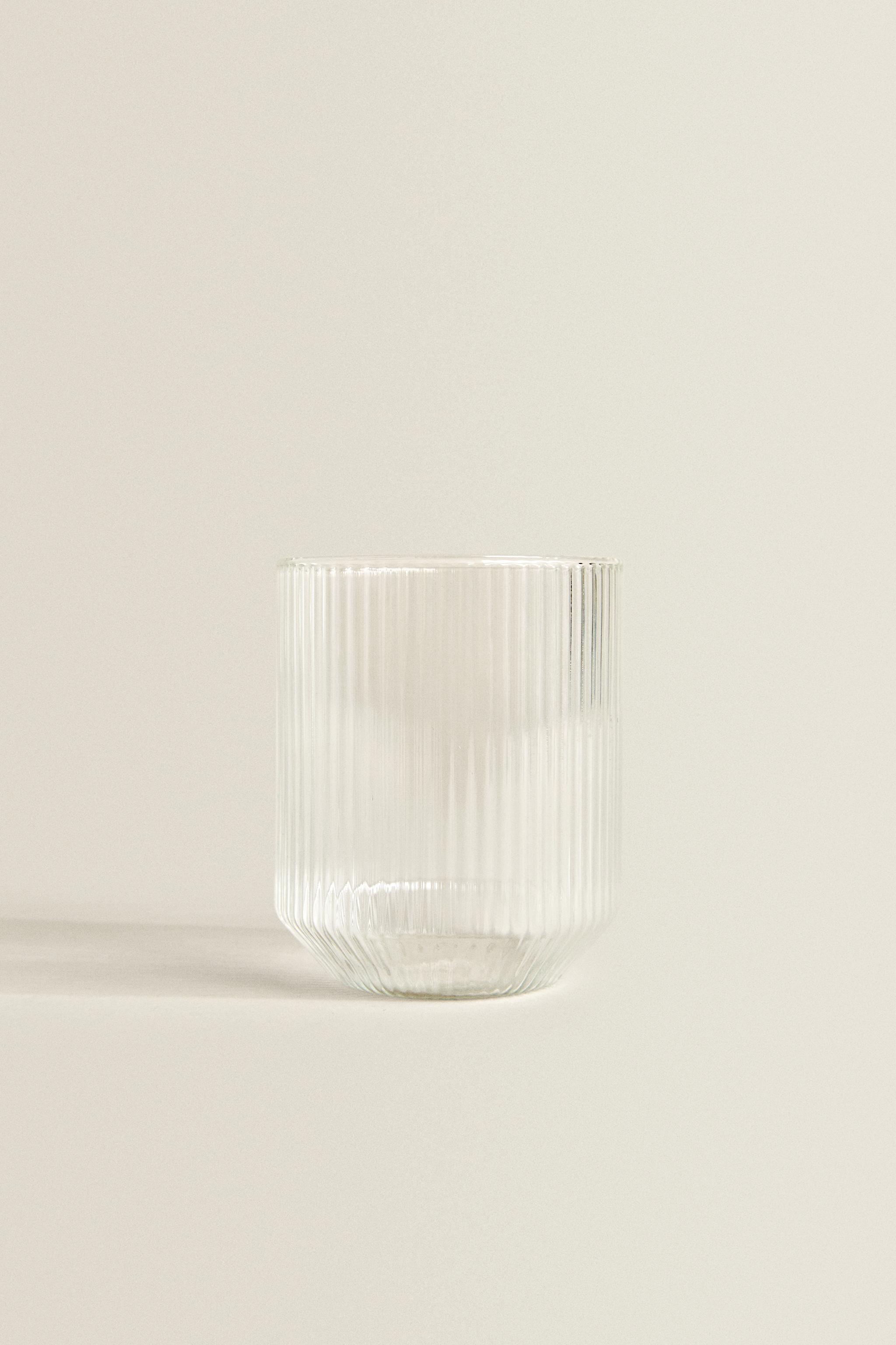 BOROSILICATE GLASS TUMBLER WITH RAISED LINES - Transparent | ZARA