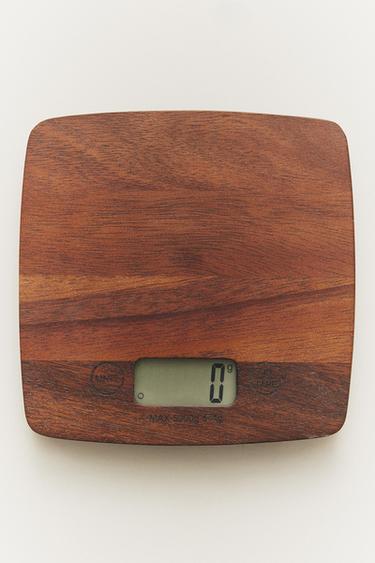 WOODEN KITCHEN SCALE - Light beige by Zara