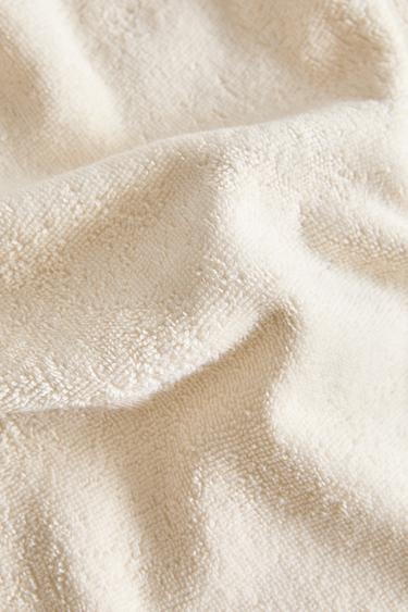 COTTON TOWEL WITH DOUBLE SCALLOPED EDGE - Ivory by Zara