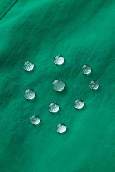 WATER-REPELLENT HOODED JACKET - Green by Zara