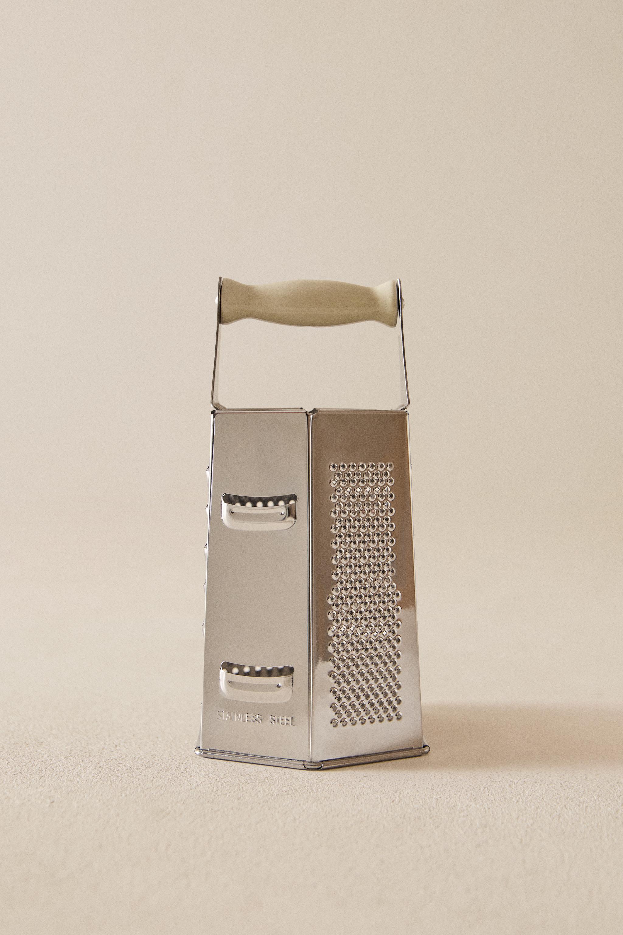 VERTICAL STEEL KITCHEN GRATER