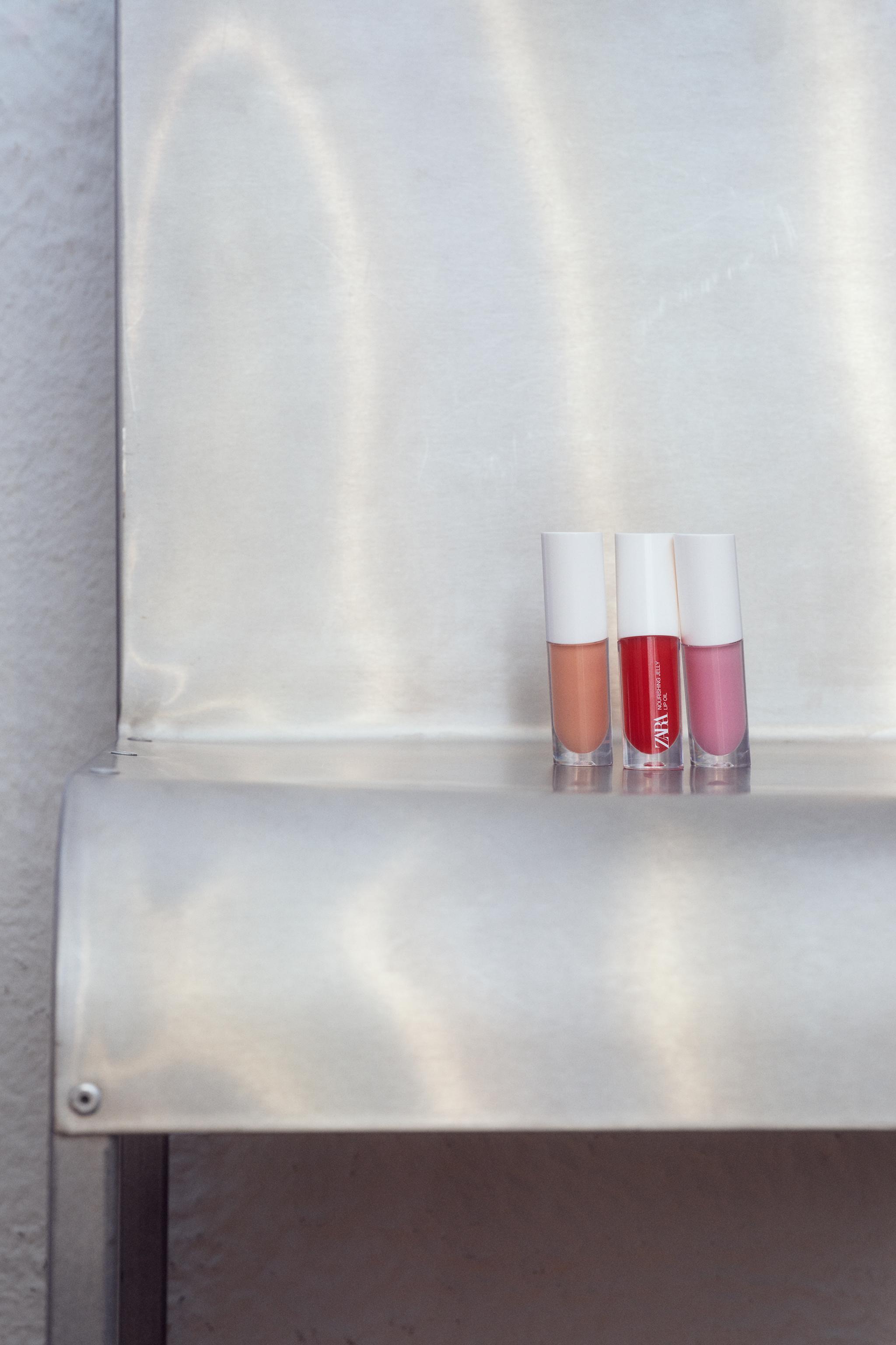 NOURISHING JELLY LIP OIL — PASTEL PINK