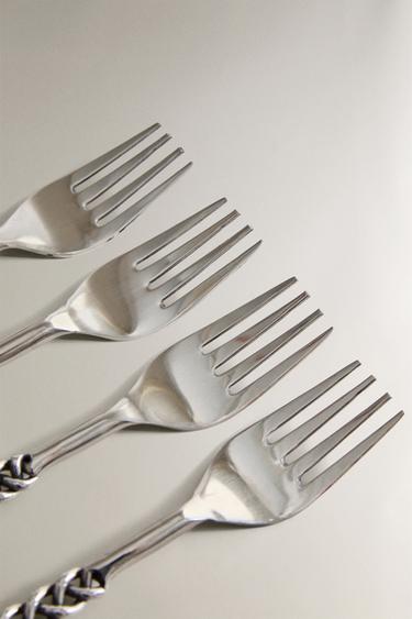 LOT DE FOURCHETTES À DESSERT EN MÉTAL À MANCHE TRESSÉ (LOT DE 4) - Acier de Zara - Image 1
