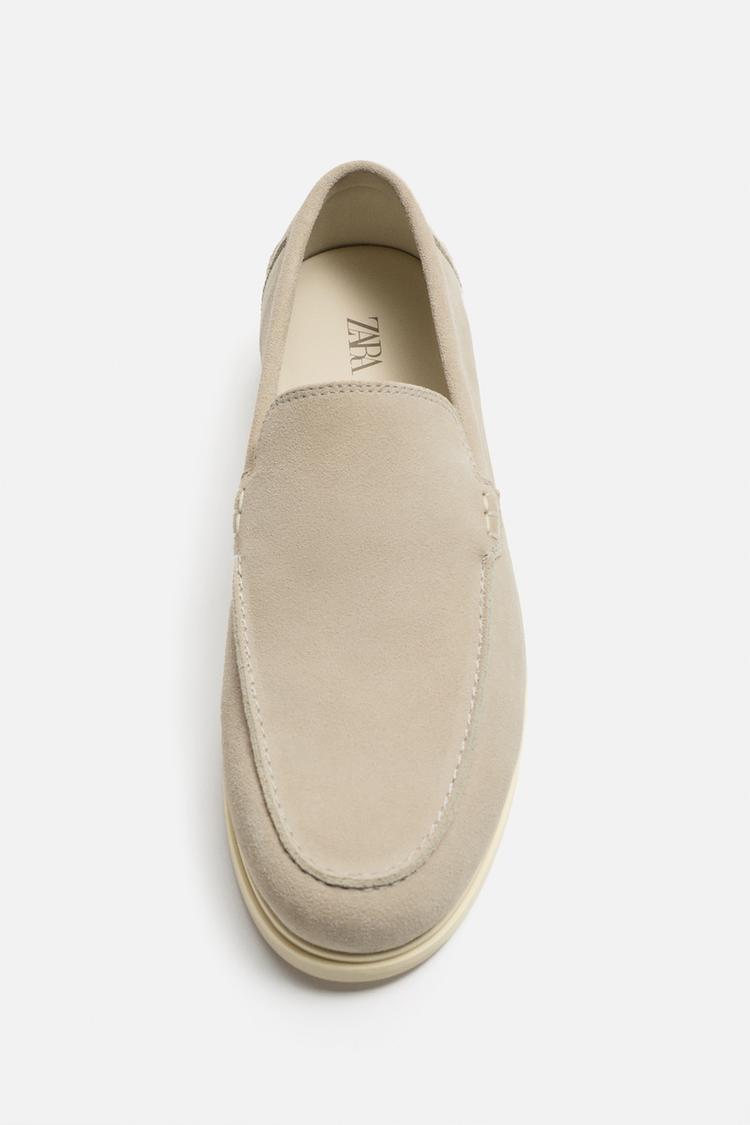 CASUAL LEATHER LOAFERS