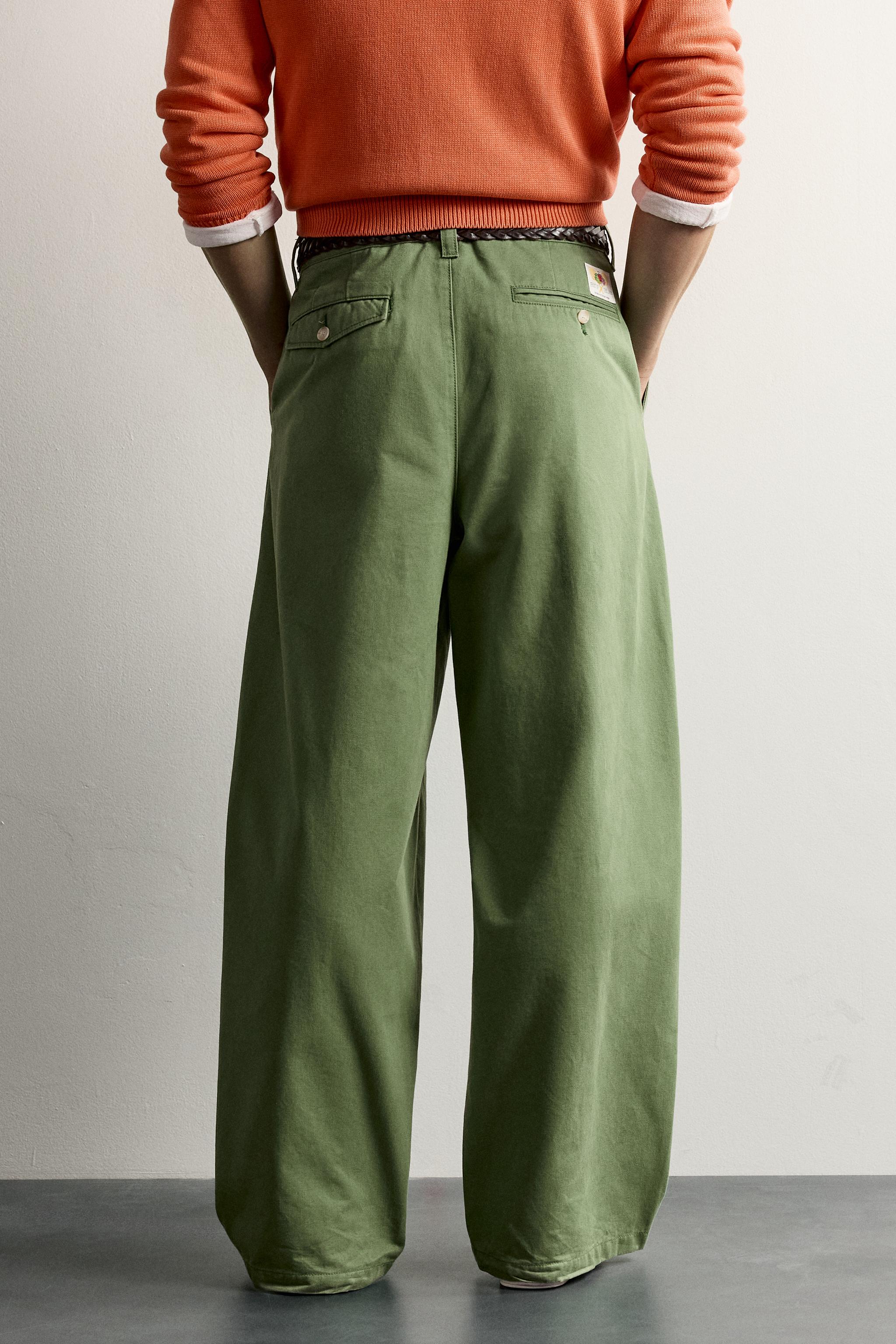 FRUIT OF THE LOOM™ PLEATED CHINO PANTS