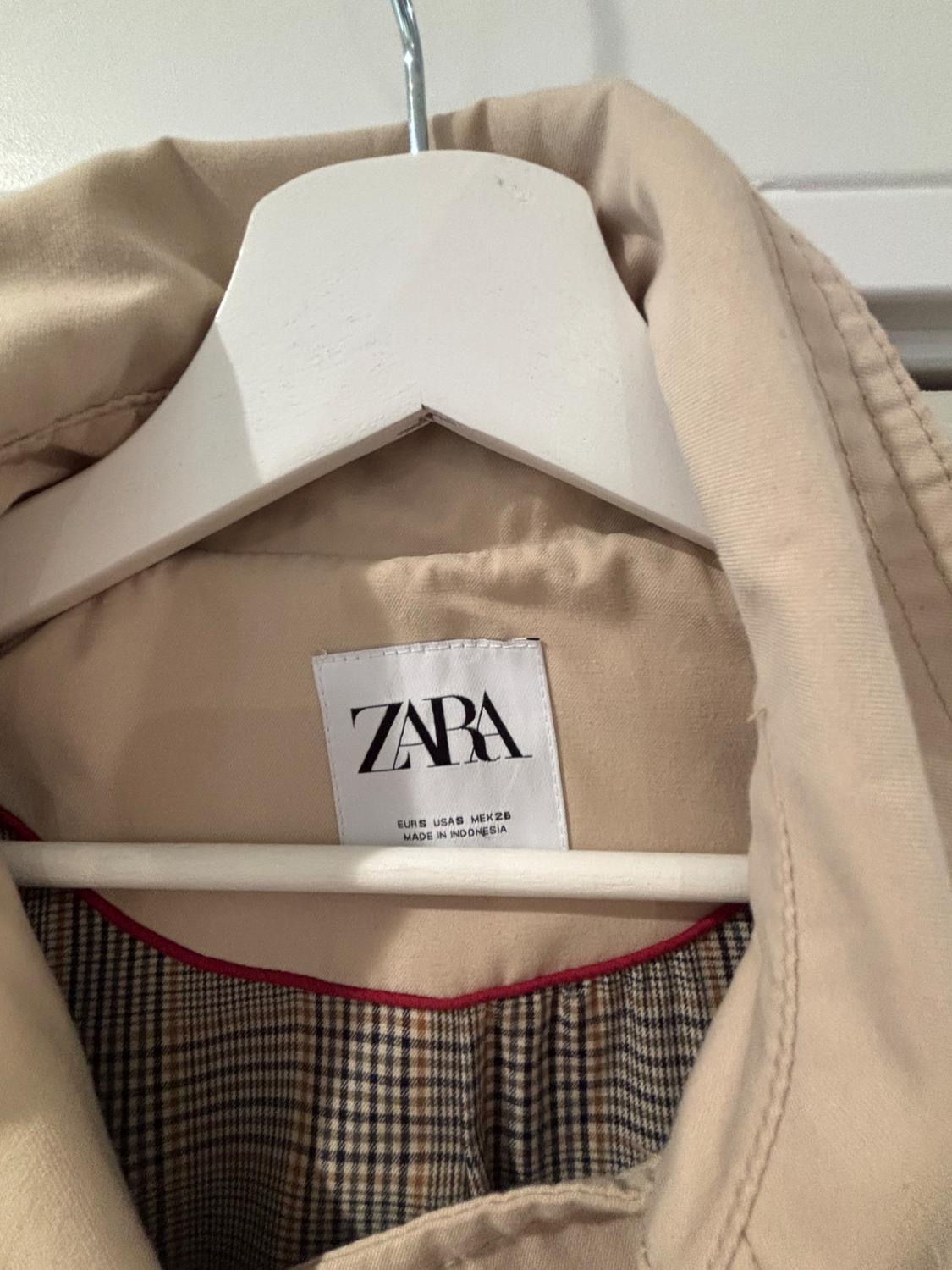 TRENCH COAT WITH BELT. - Image 3