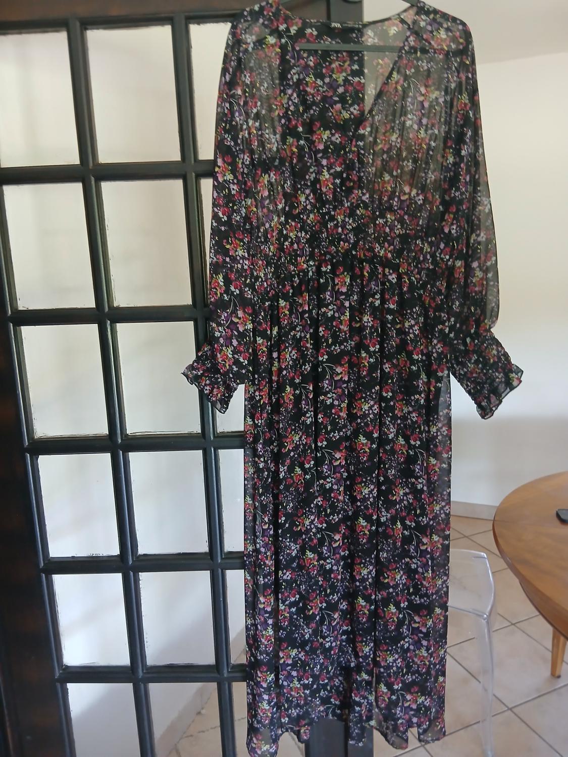 LONG PRINTED DRESS
