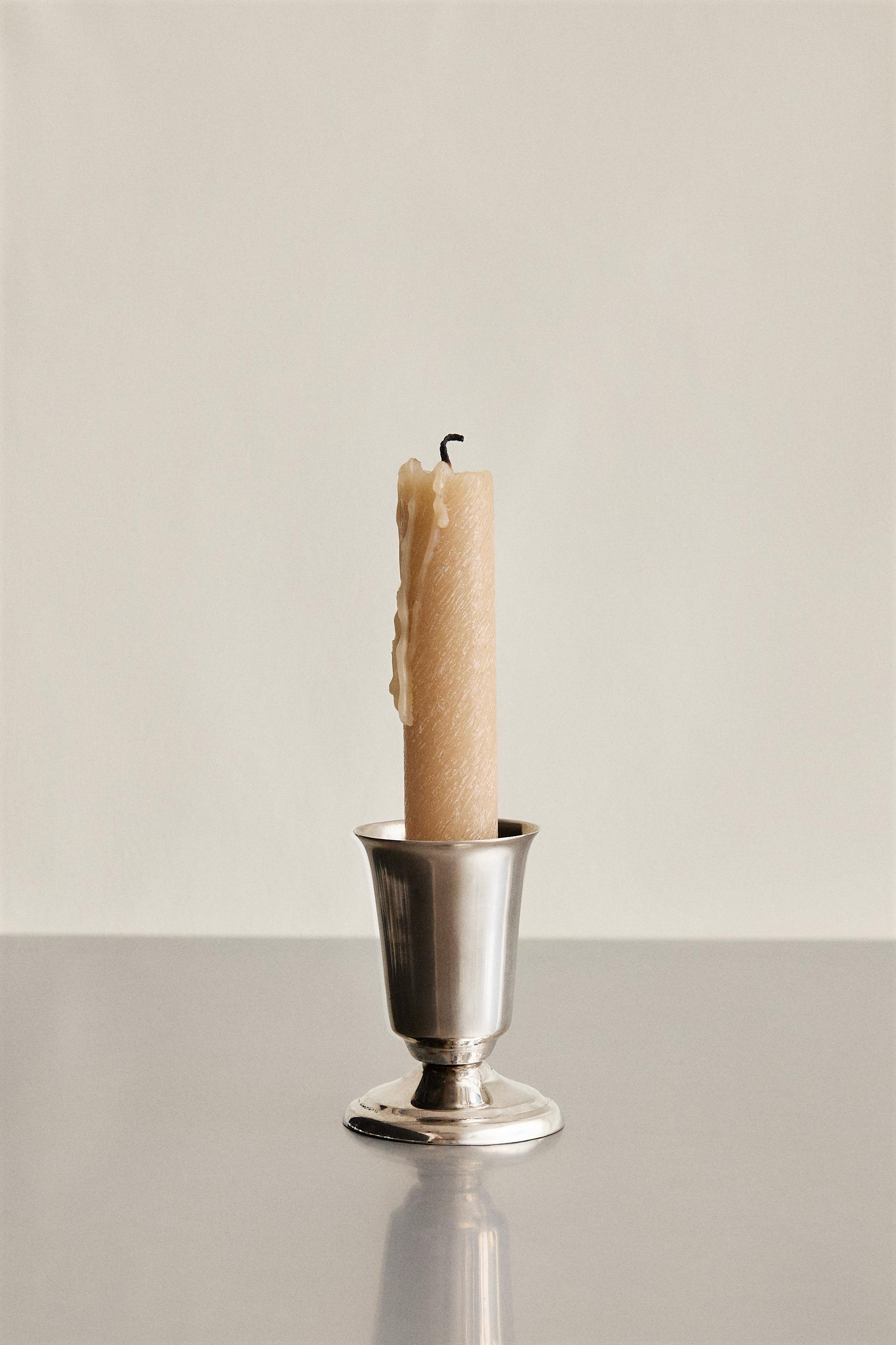 SHINY STEEL TEALIGHT HOLDER