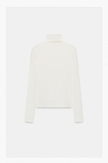 TURTLENECK T-SHIRT — Ecru 2