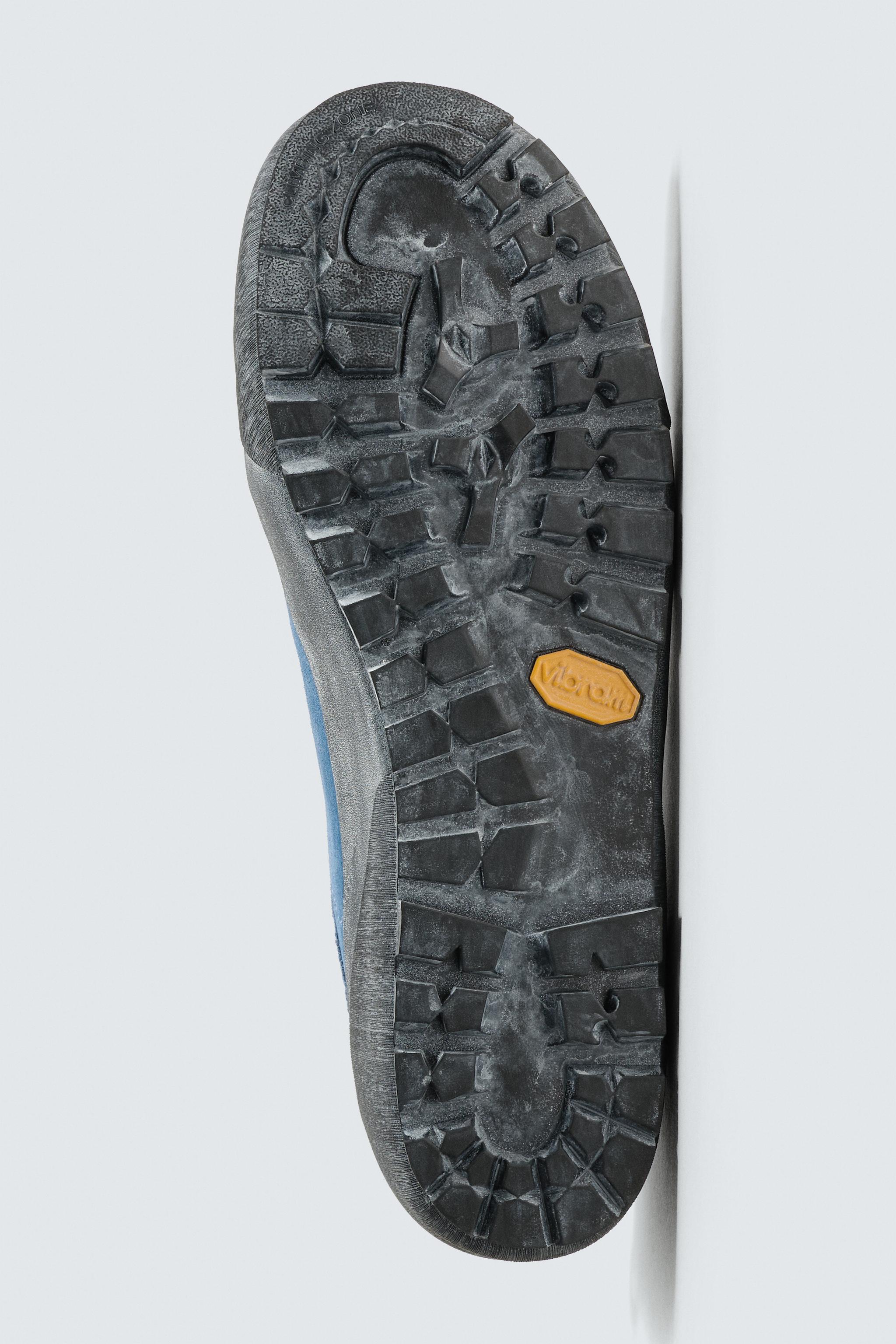LEATHER SNEAKERS WITH VIBRAM® SOLE AARON LEVINE X ZARA - Blue