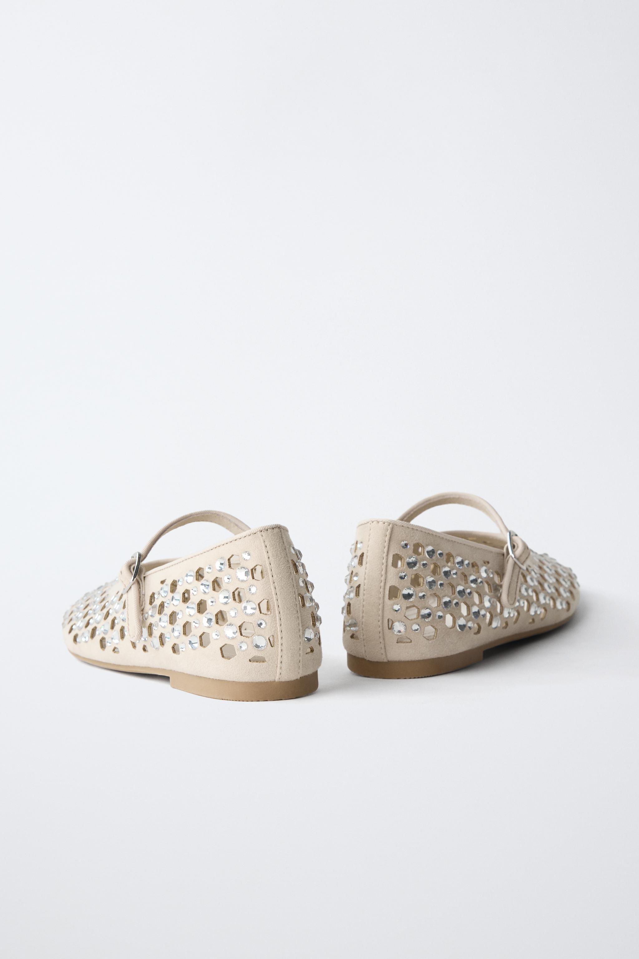 SPARKLY CUT-OUT MARY JANES