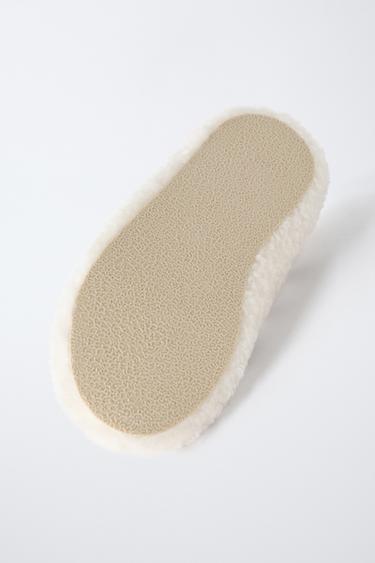 CHAUSSONS DE MAISON NOËL - Blanc écru de Zara - Image 6