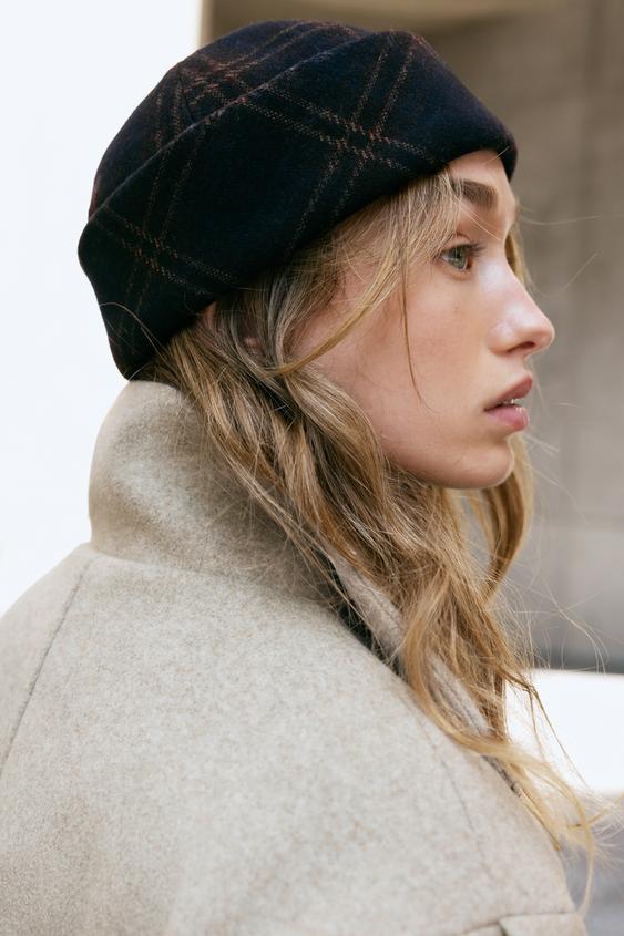 BONNET DRAP DE LAINE IMPRIMÉ CARREAUX - Bleu marine de Zara - Image 0
