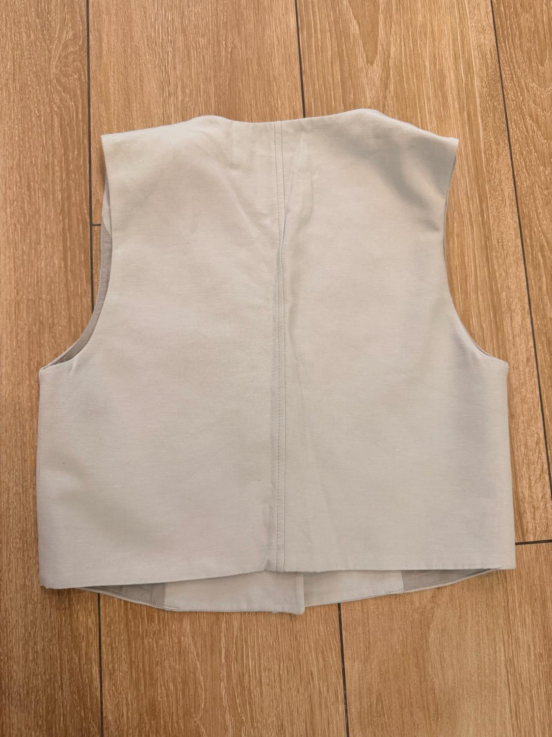 LINEN BLEND WAISTCOAT WITH SEAM DETAIL - Image 2