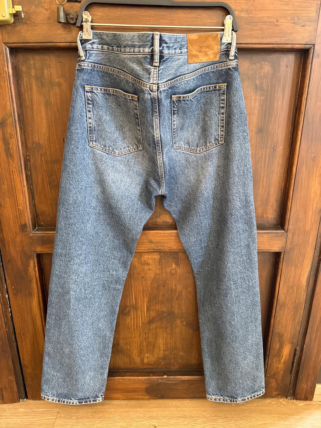 STRAIGHT-LEG ANKLE JEANS - Image 3