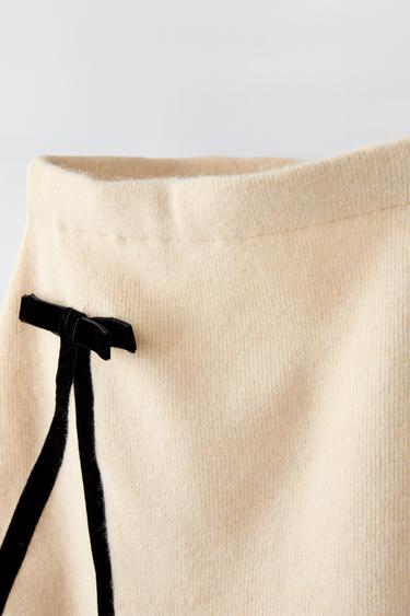 SAIA DE TRICÔ COM LAÇO - Cru da Zara