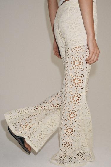Zara EMBROIDERED FLARE PANTS ZW COLLECTION - Ecru