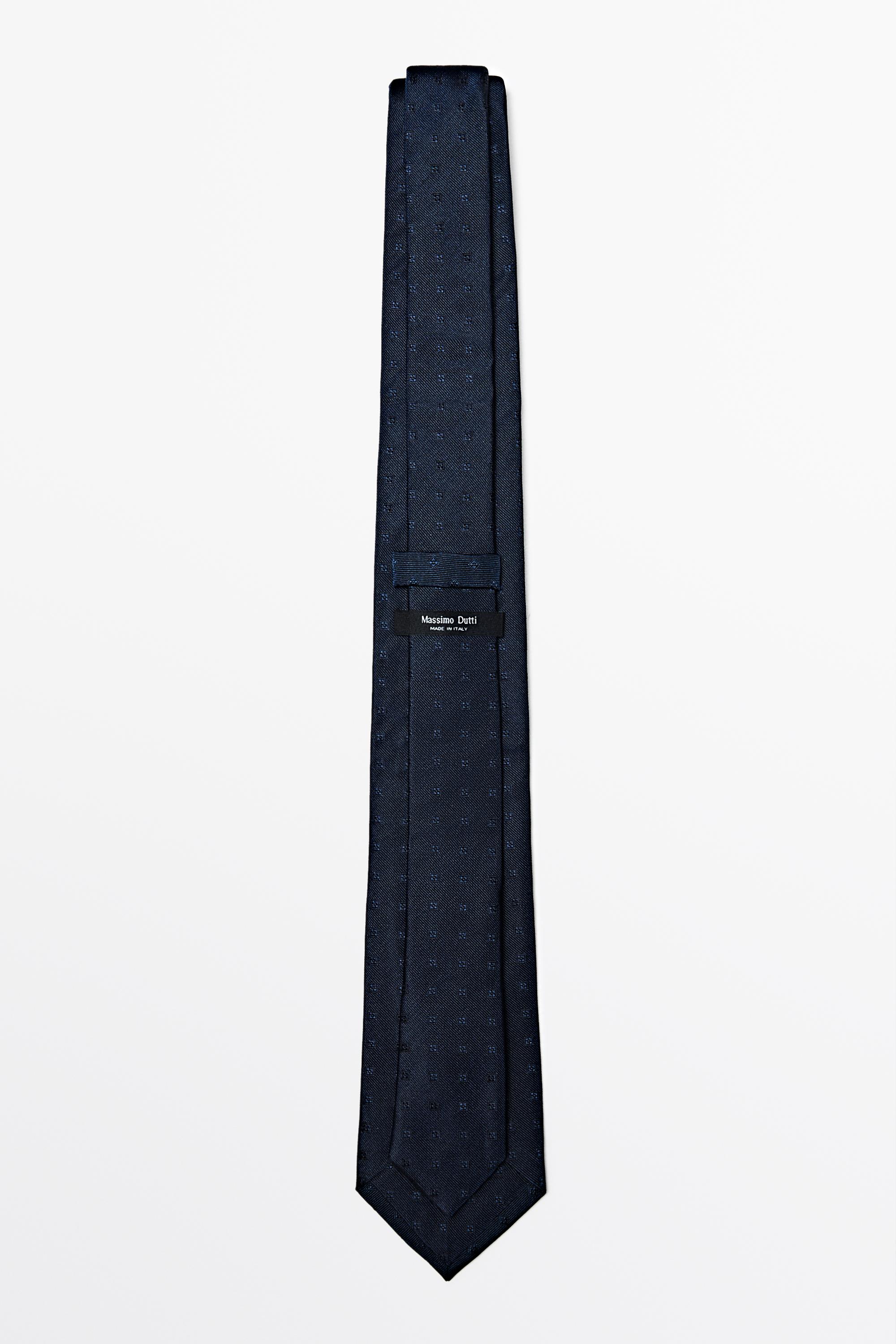 100% silk tie with embroidered detail — Navy blue
