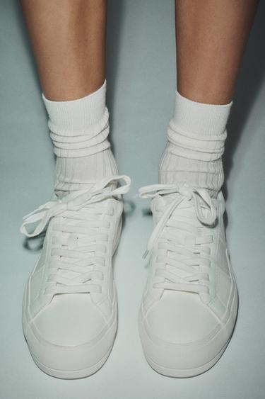 SNEAKERS WITH TOPSTITCH DETAIL - White by Zara - Image 1
