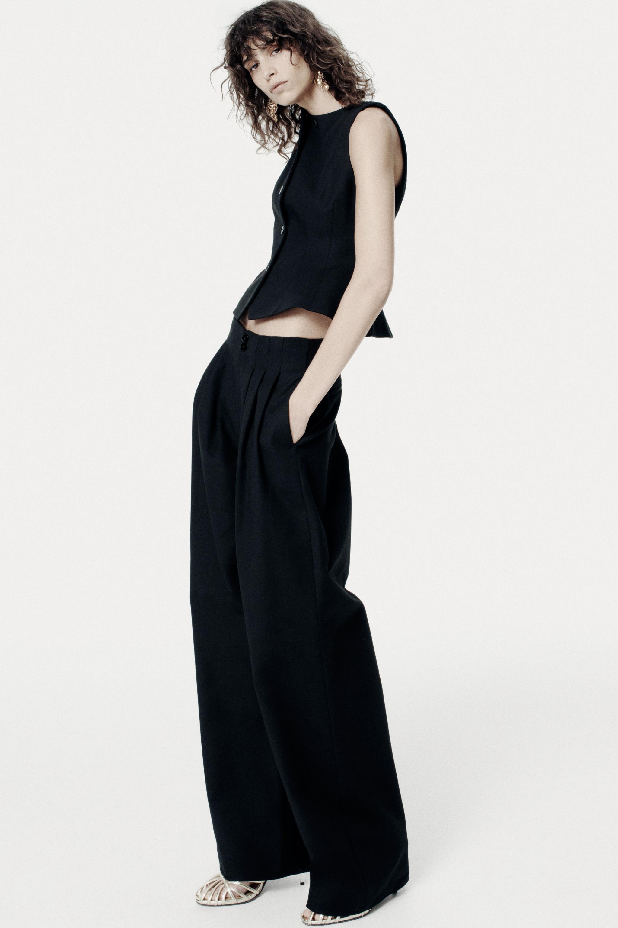 パンツ TYPESERVICE Ruffled Eyelet Pants [Black] Terraced Wide Leg Pant in Black