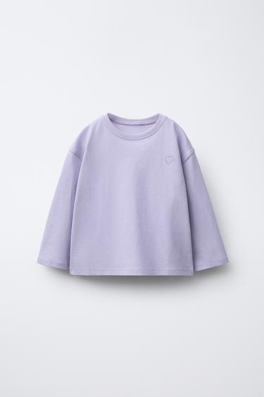 CAMISETA BÁSICA CORAZÓN BORDADO - Lila claro de Zara