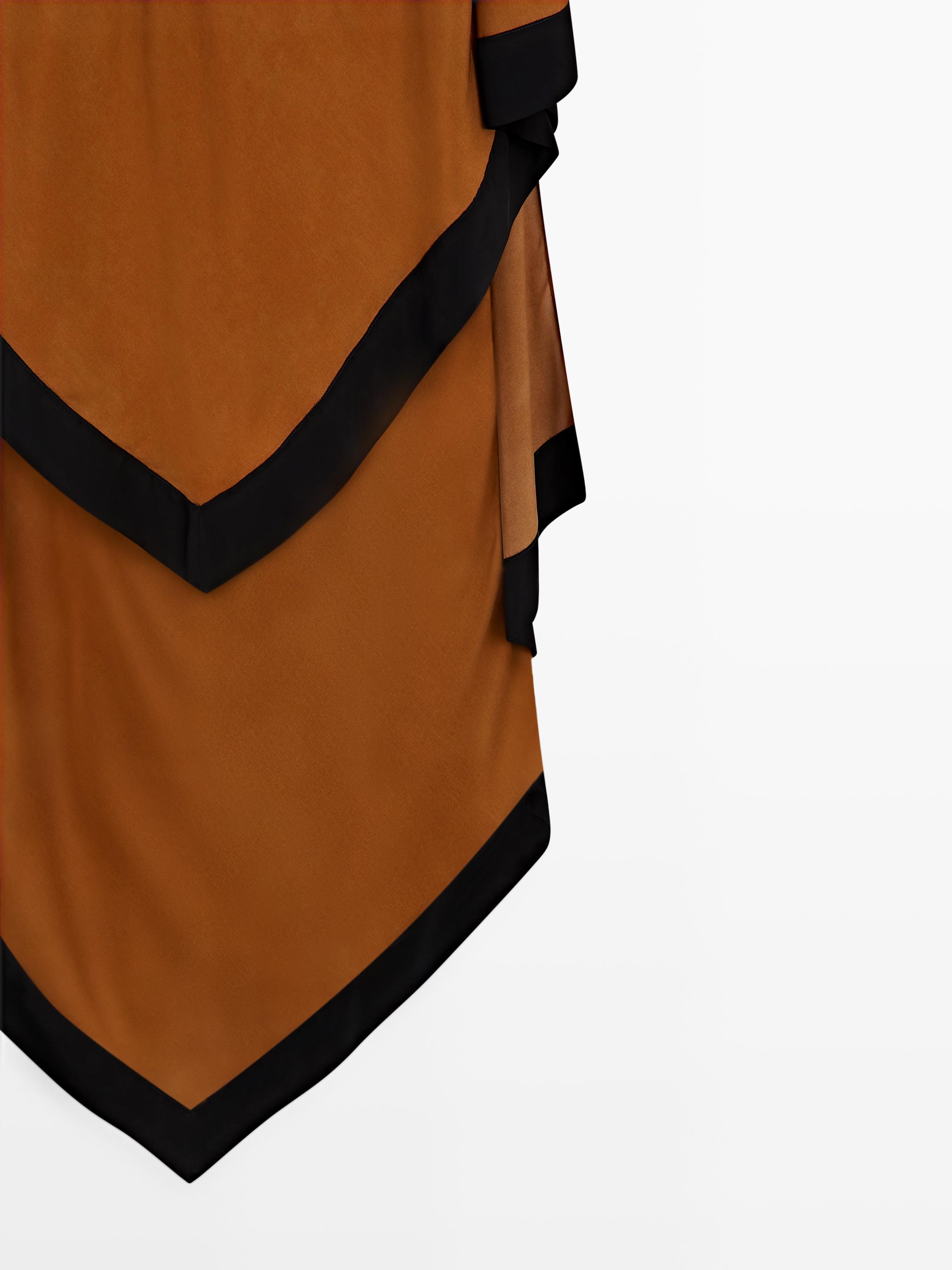 Midi dress with contrast layers