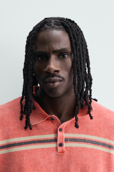 POLO EN MAILLE RELAXED FIT À RAYURES - Rouge de Zara - Image 4