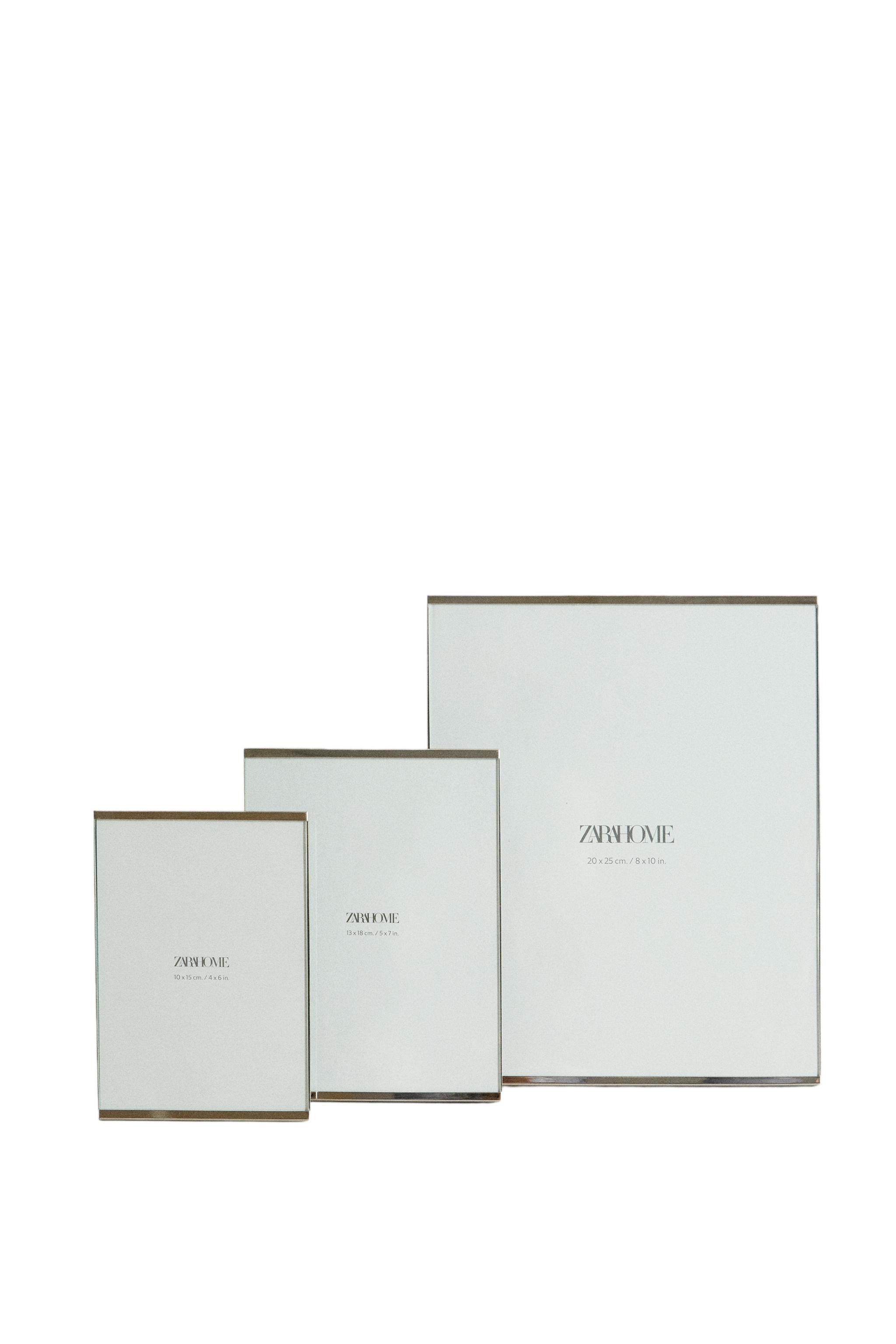 シルバーメタル フォトフレーム - シルバー | ZARA Japan / 日本