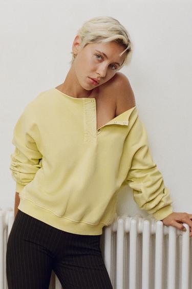 БРЮКИ КАПРИ В ПОЛОСКУ — Коричневый / Цвет небеленого полотна от Zara