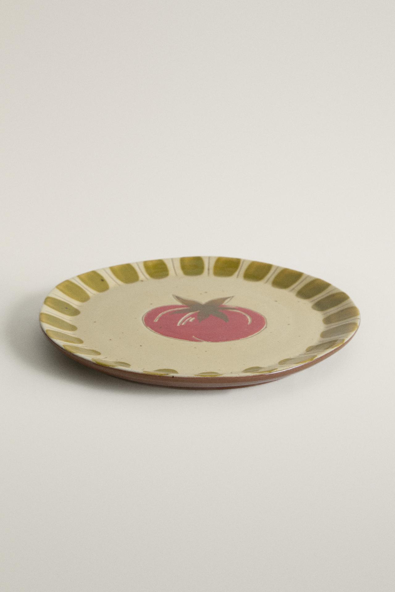 FRUIT EARTHENWARE DESSERT PLATE — Red
