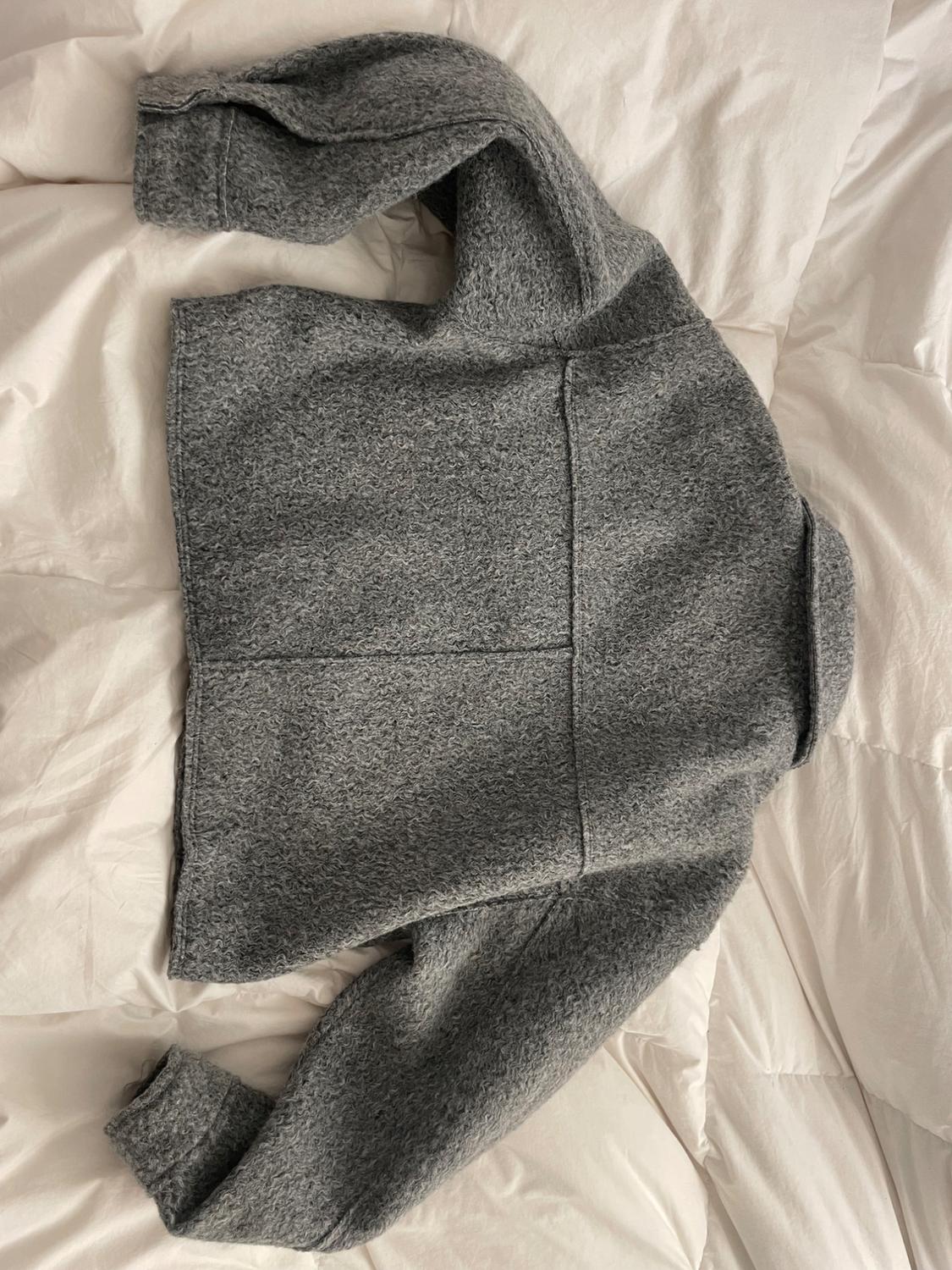 CROPPED BOUCLÉ JACKET - Image 4