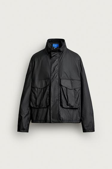 CAZADORA EFECTO ENCERADO AARON LEVINE X ZARA - Negro de Zara