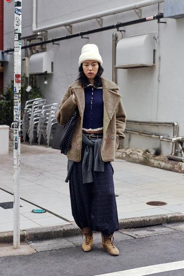 ピーターパンカラーレーストリムカーディガンネイビーブルーZaraのピーターパンカラーレーストリムカーディガン - ネイビーブルー