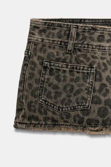 SHORT MINI DENIM TRF IMPRIMÉ ANIMAL - unique de Zara - Image 6