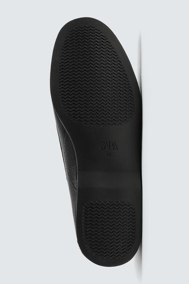 CHAUSSURES BATEAU EN CUIR - Noir de Zara - Image 3