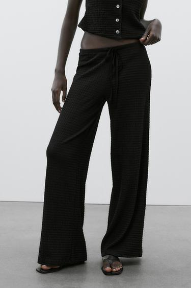 TEXTURED STRAIGHT-FIT TROUSERS - Black by Zara