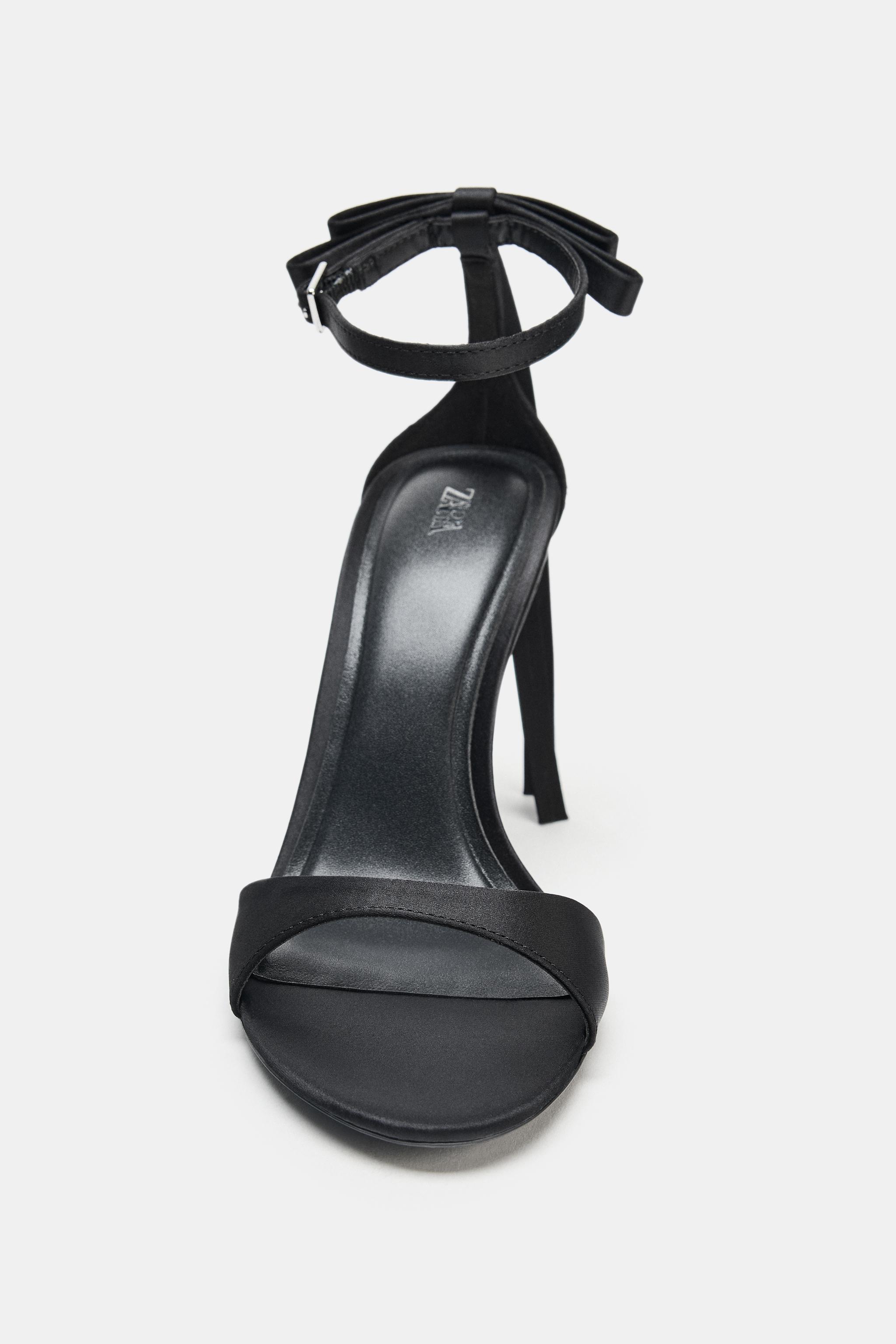 BOW ANKLE STRAP SANDALS