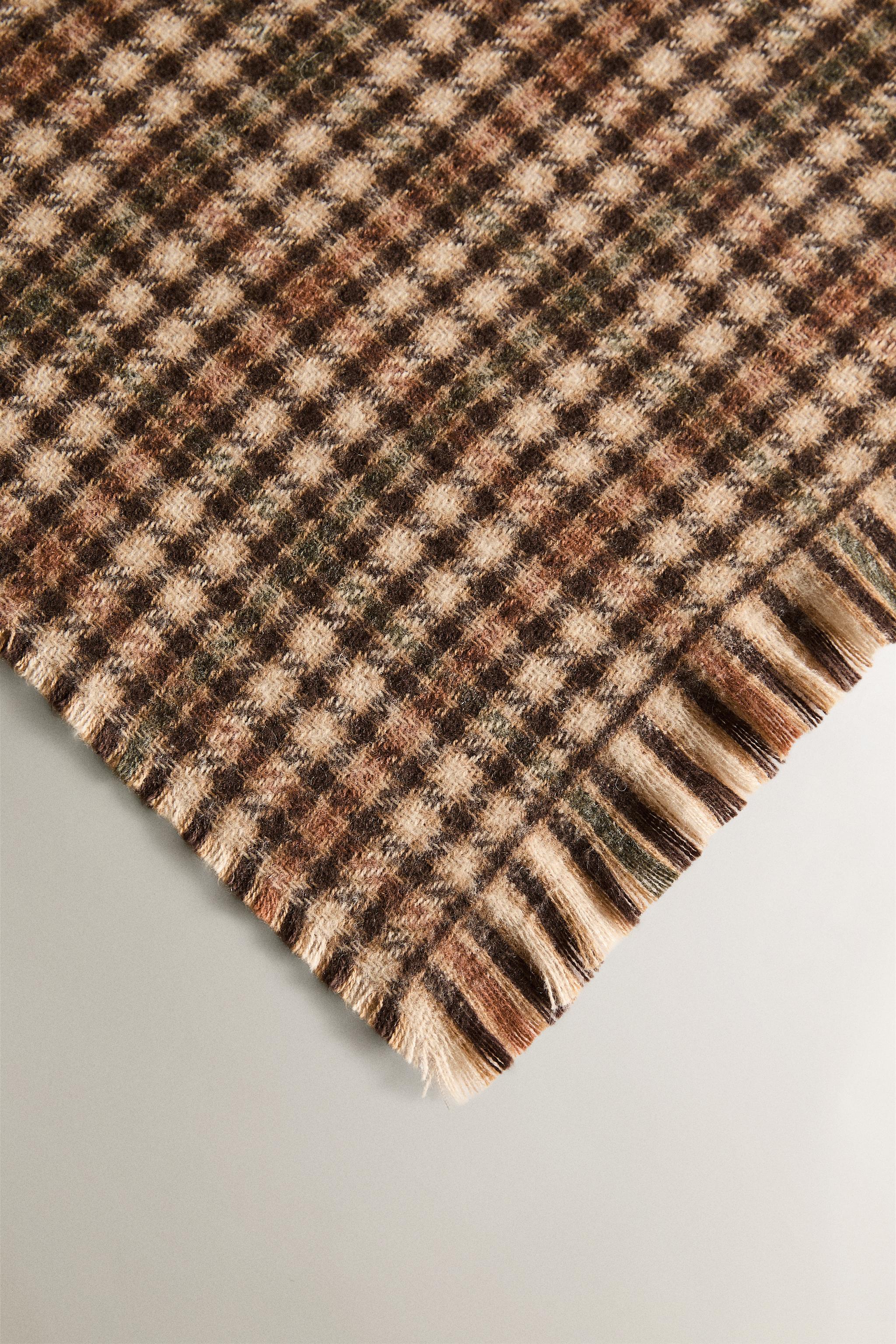 COUVERTURE À CARREAUX FRANGES