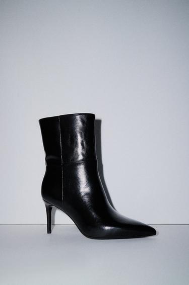 HEELED ANKLE BOOTS - Black by Zara
