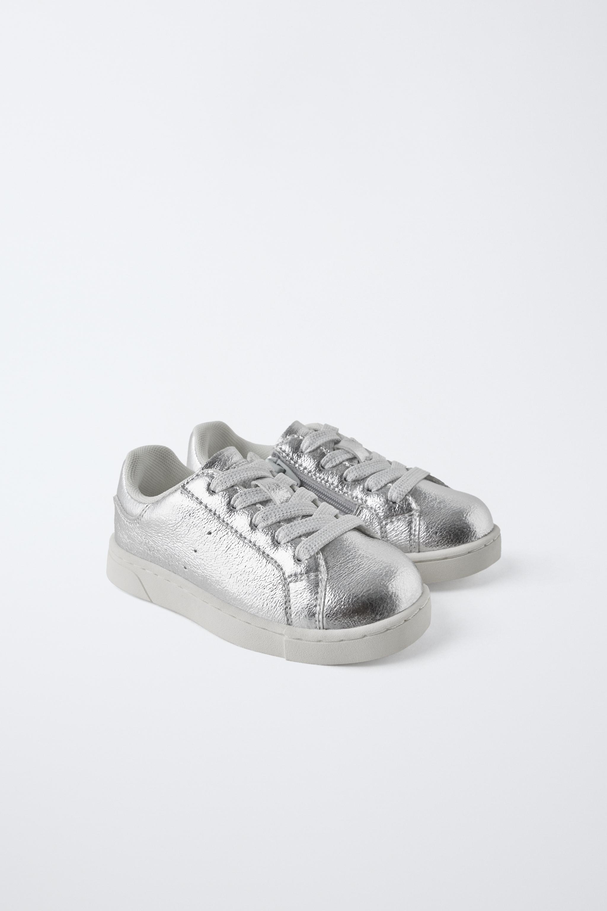 METALLIC SNEAKERS