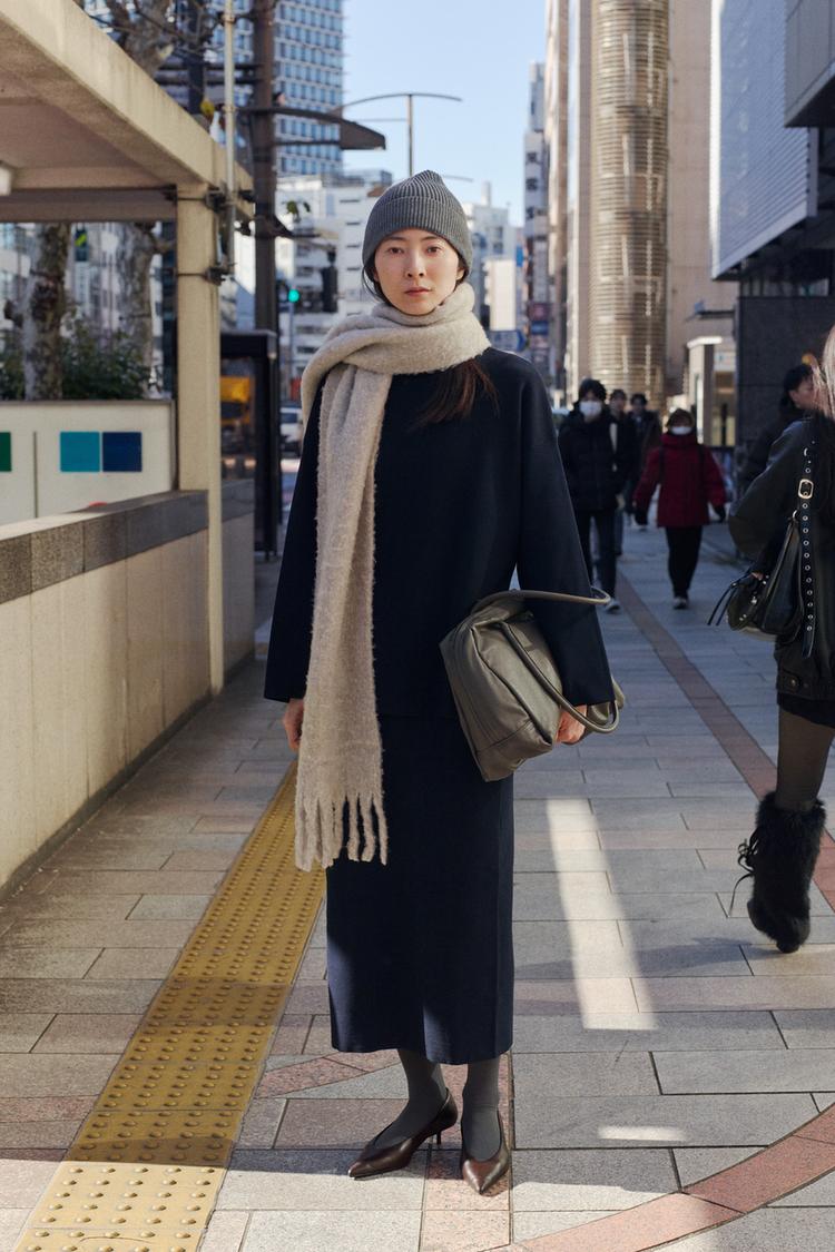 KNIT MIDI SKIRT WITH ELASTIC WAIST